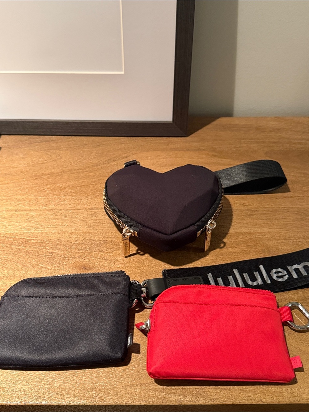 Lululemon Large Slouchy Sling Bag 13L - Picture 13 of 16